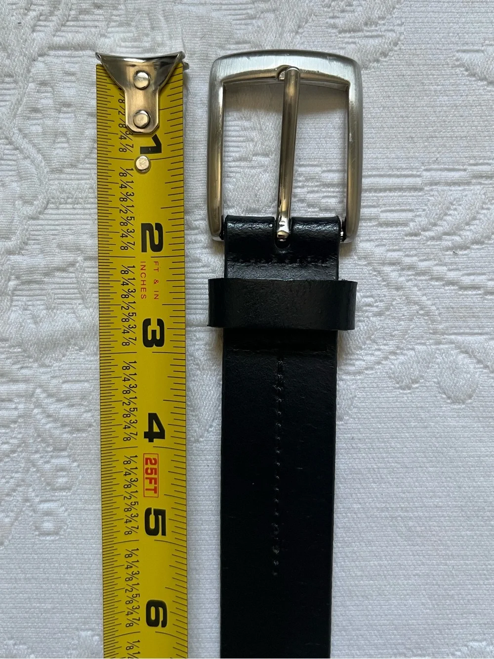 Classic Black Leather Men’s Belt with Silver Buckle Guatemala XL